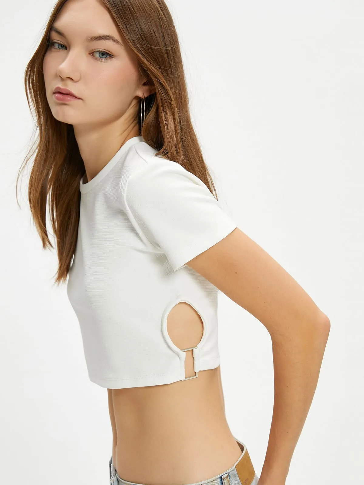 Slim Fit Basic Solid Color T-Shirt – Image 2